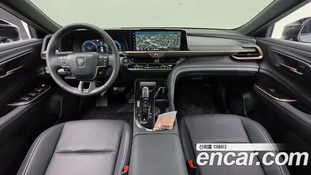 Toyota Crown — Фото автомобиля 10