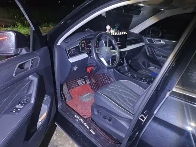 Volkswagen Tiguan L — Фото автомобиля 12