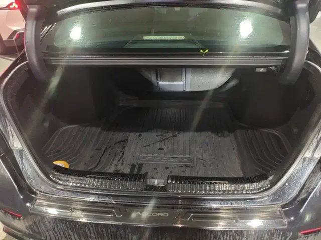 Honda Accord — Фото автомобиля 9