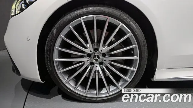 Mercedes-Benz S-Class — Фото автомобиля 5