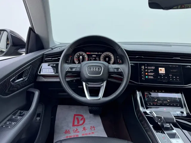 Audi Q8 — Фото автомобиля 16