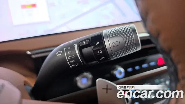 Genesis GV70 — Фото автомобиля 28