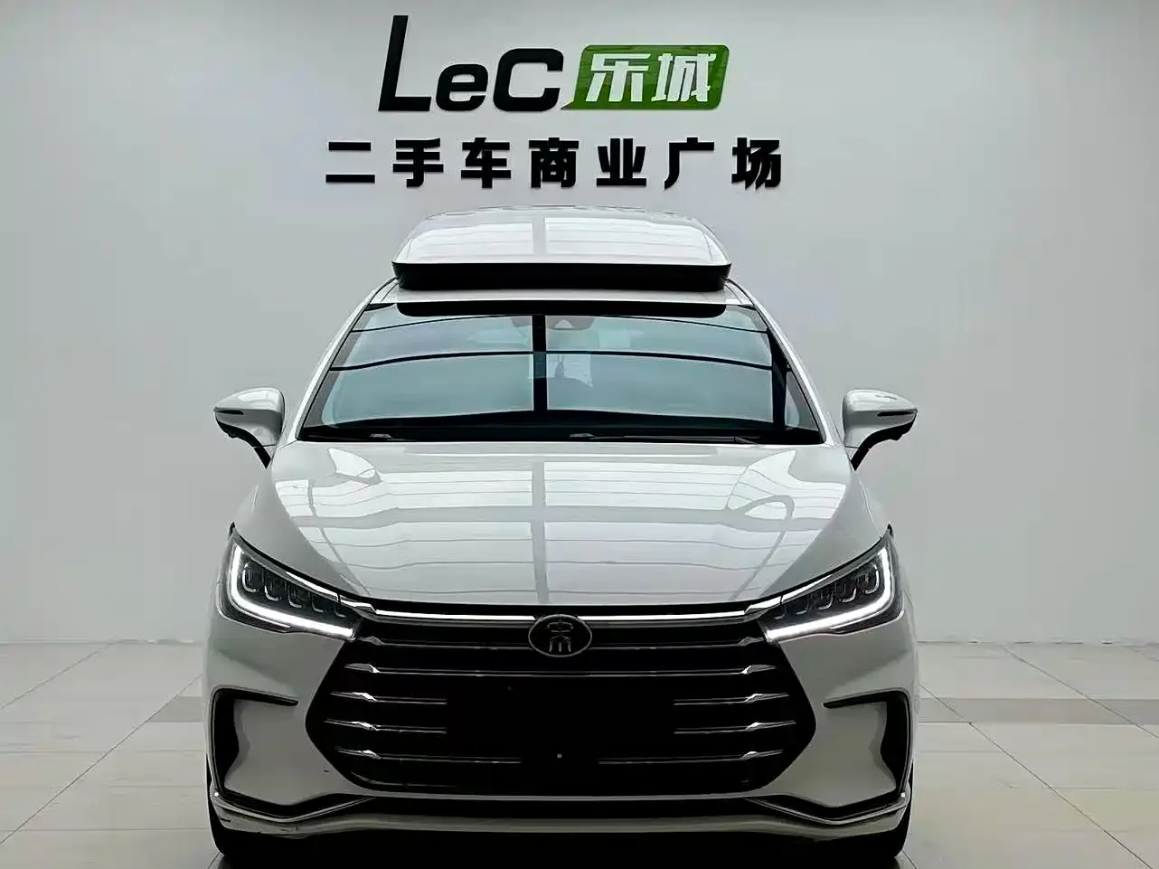 BYD Song MAX New Energy 2022 DM-i 105KM Executive Edition — Фото автомобиля 3