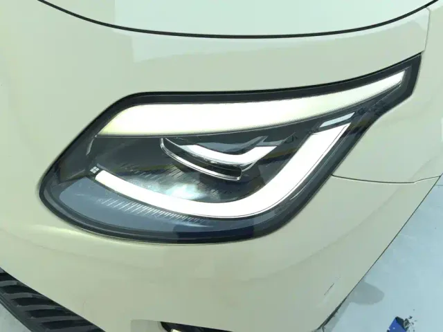 GAC Aion UT — Фото автомобиля 5