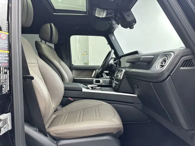 Mercedes-Benz G-Class — Фото автомобиля 13