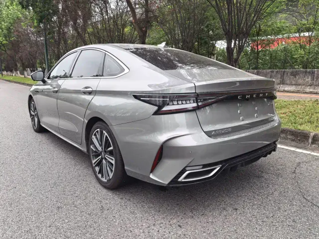 Chery Arrizo 8 — Фото автомобиля 4