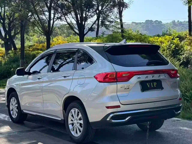 Haval M6 — Фото автомобиля 14