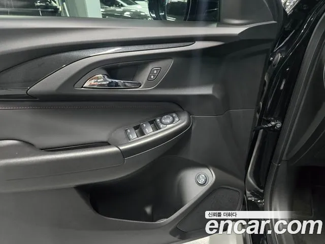 ChevroletGMDaewoo Trailblazer Trailblazer 1.3 турбо 4WD — Фото автомобиля 17