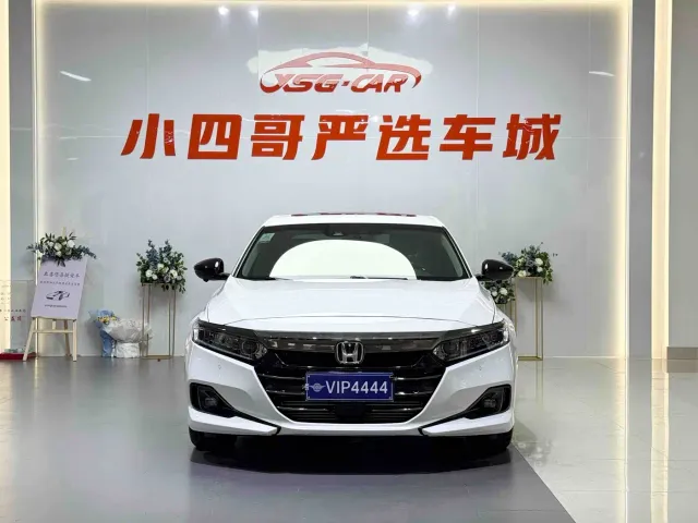 Honda Accord — Фото автомобиля 3