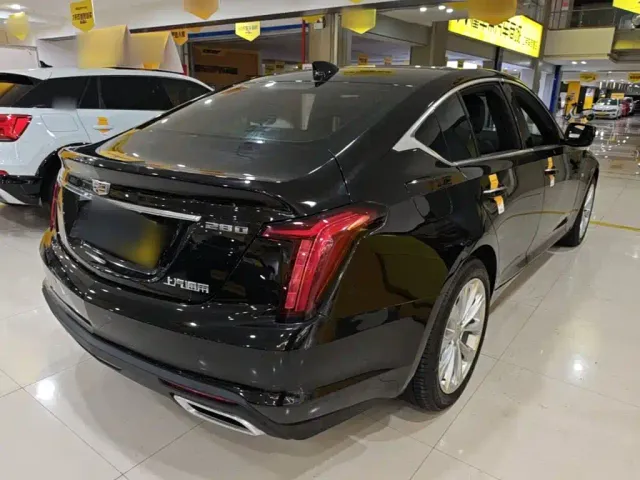 Cadillac CT5 — Фото автомобиля 4