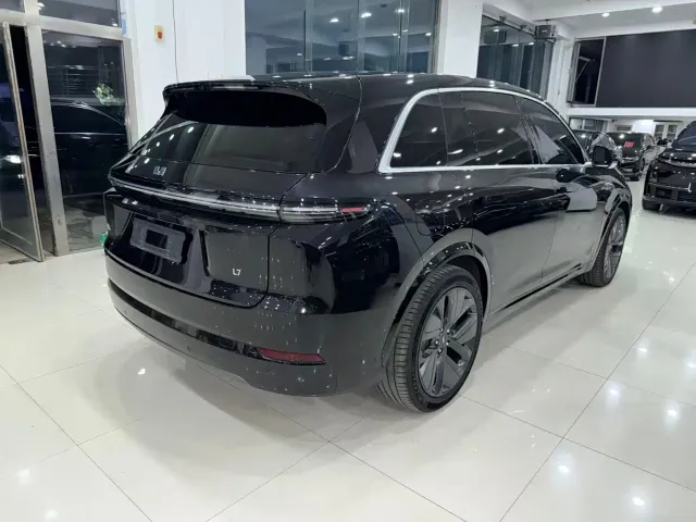 Li Auto L7 — Фото автомобиля 3