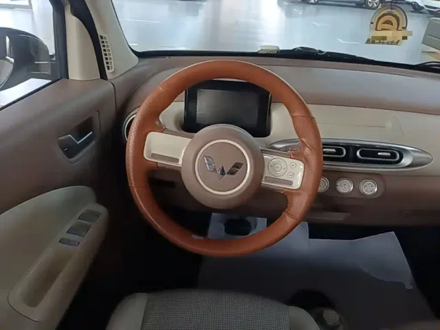 Wuling Hongguang Mini EV — Фото автомобиля 10