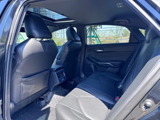 Toyota Avalon — Фото автомобиля 13