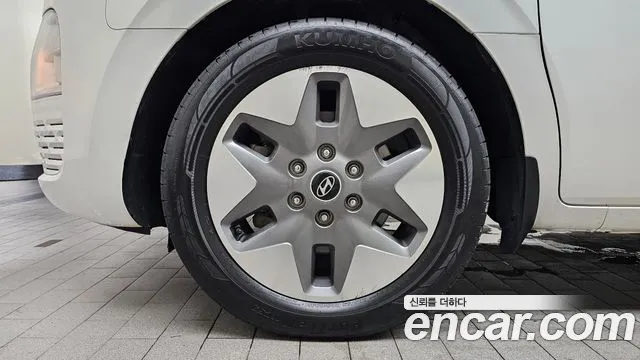Hyundai Staria — Фото автомобиля 4