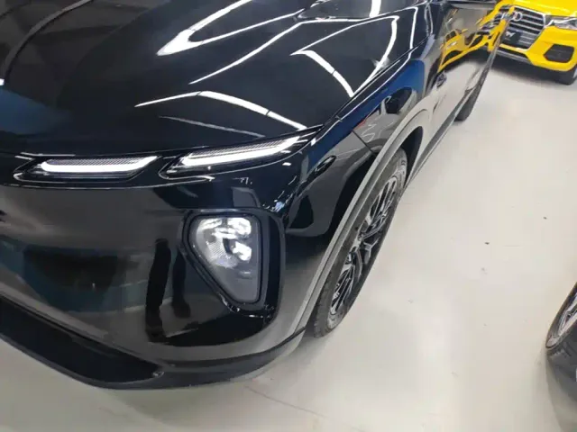 Nio EC6 — Фото автомобиля 23