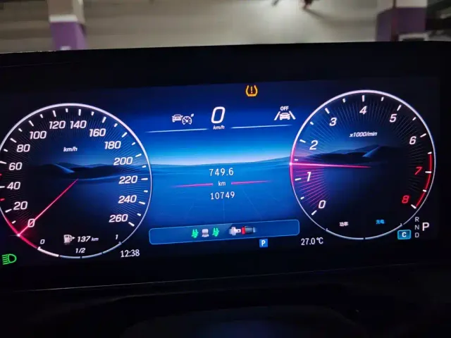 Mercedes-Benz C-Class — Фото автомобиля 12