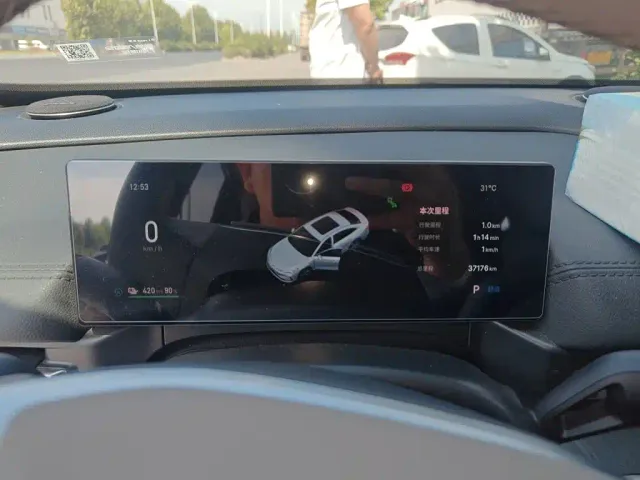 Geely Galaxy A7 EV — Фото автомобиля 7