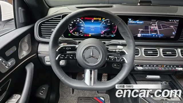 Mercedes-Benz GLE-Class — Фото автомобиля 12
