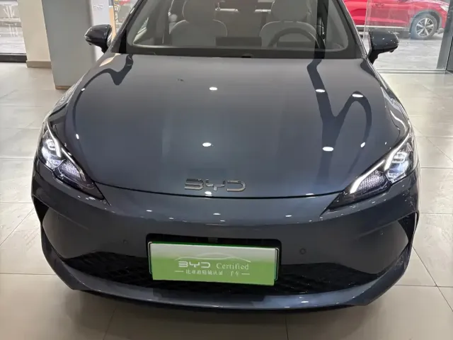 BYD Seal 05 DM-i — Фото автомобиля 2