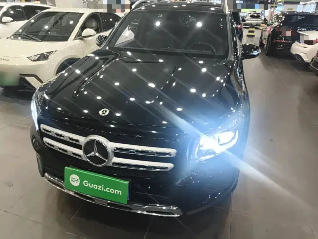Mercedes-Benz GLB-Class — Фото автомобиля 2
