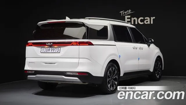 Kia Canival Carnival 4 поколение Дизель 9 мест Prestige — Фото автомобиля 2