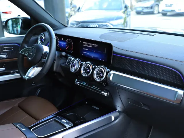 Mercedes-Benz GLB-Class — Фото автомобиля 8