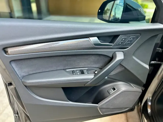 Audi Q5L Sportback — Фото автомобиля 12
