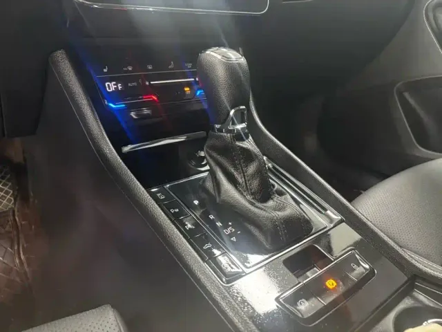 Skoda Superb — Фото автомобиля 19