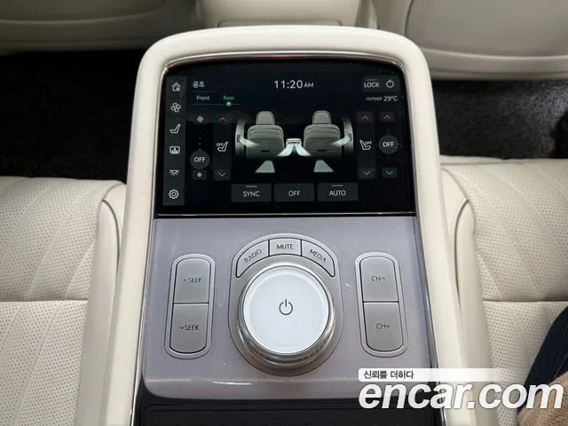 Genesis G90 Бензин 3.5 турбо AWD — Фото автомобиля 13