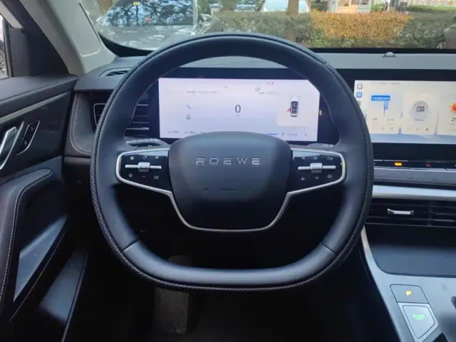 Roewe D5X DMH — Фото автомобиля 15