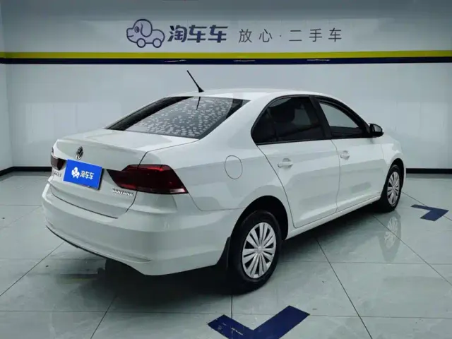 Volkswagen Santana — Фото автомобиля 3