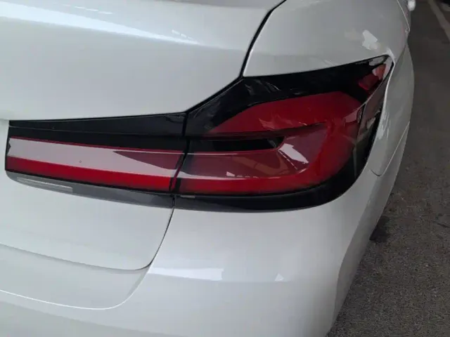 BMW 5 Series — Фото автомобиля 7