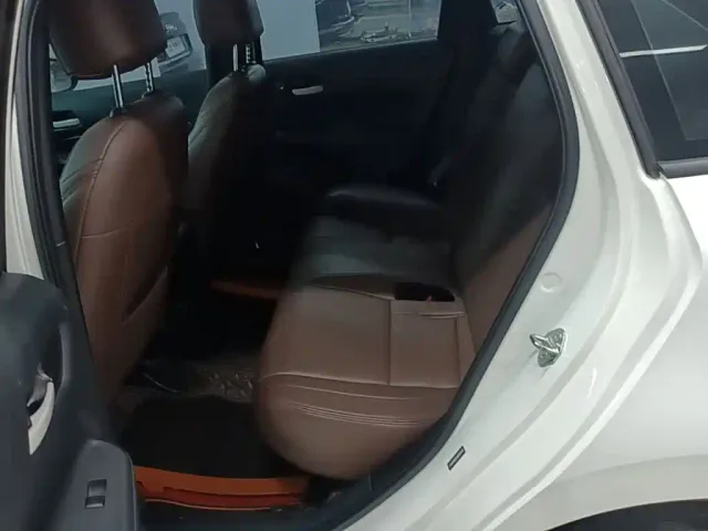 Honda Fit — Фото автомобиля 16