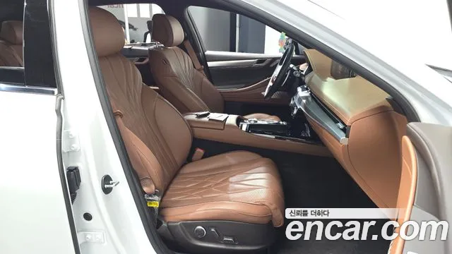 Genesis G80 Бензин 3.5 турбо AWD — Фото автомобиля 6