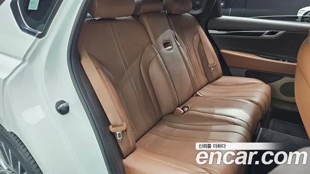 Genesis G80 RG3 — Фото автомобиля 11