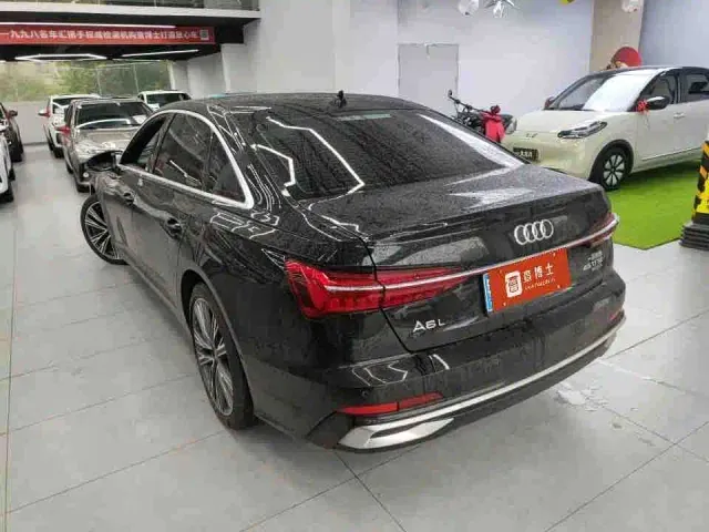 Audi Audi A6L 2025 45 TFSI quattro Premium Sport — Фото автомобиля 4