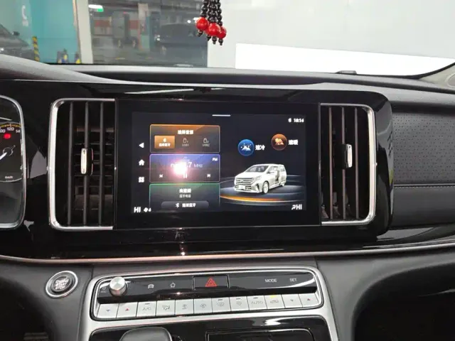 GAC Trumpchi M8 — Фото автомобиля 13