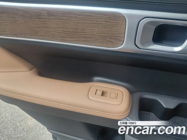 Hyundai Santafe — Фото автомобиля 15