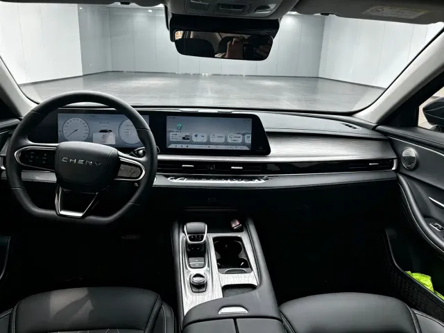 Chery Arrizo 8 — Фото автомобиля 8