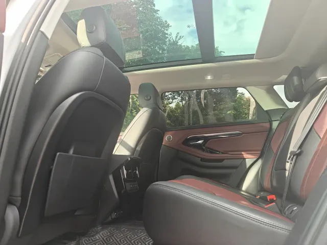 Land Rover Range Rover Evoque — Фото автомобиля 5