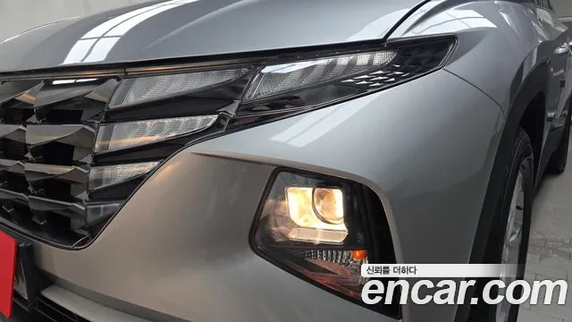 Hyundai Tucson Tucson (NX4) Дизель 2.0 2WD — Фото автомобиля 22