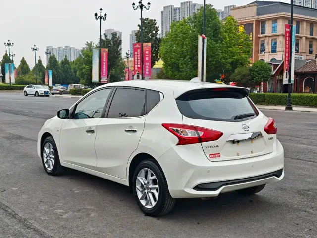 Nissan Tiida — Фото автомобиля 7