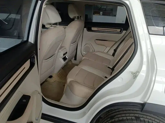 Geely ICON — Фото автомобиля 16