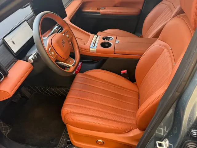Jetour X70L — Фото автомобиля 3