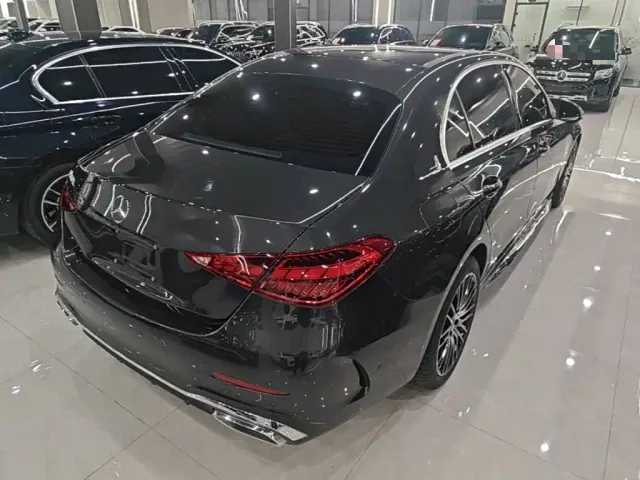 Mercedes-Benz C-Class — Фото автомобиля 6