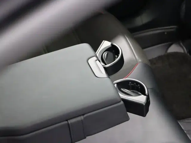 Mercedes-Benz E-Class AMG — Фото автомобиля 26
