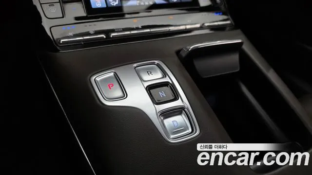 Hyundai Grandeur New — Фото автомобиля 12
