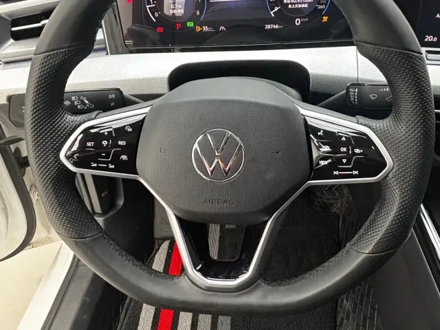 Volkswagen Lamando — Фото автомобиля 10