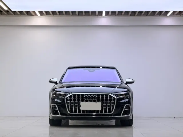 Audi A8 — Фото автомобиля 2