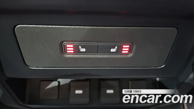 Land Rover Defender Defender (L663) 110 P300 X-Dynamic SE — Фото автомобиля 12